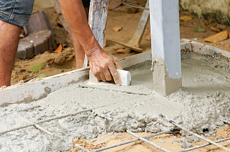 заливка стяжки пола пескобетоном